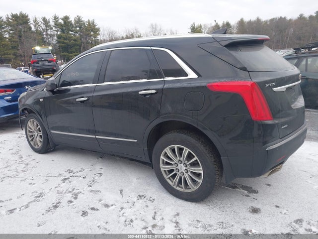 44110832 :رقم المزاد ، 1GYKNDRS5HZ304125 vin ، 2017 Cadillac Xt5 Luxury مزاد بيع