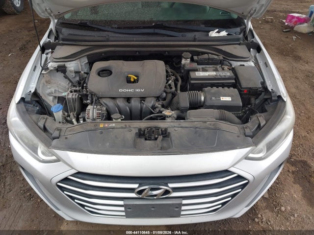 5NPD84LF0JH267791 Hyundai ELANTRA SEL