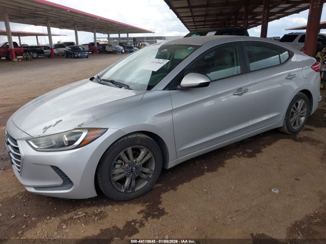 5NPD84LF0JH267791 Hyundai ELANTRA SEL