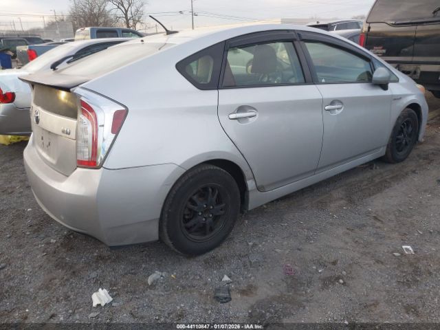 2015 TOYOTA PRIUS JTDKN3DU1F0395212 Photo 3