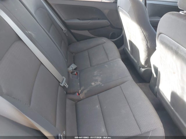 5NPD74LF4JH294771 Hyundai ELANTRA SE