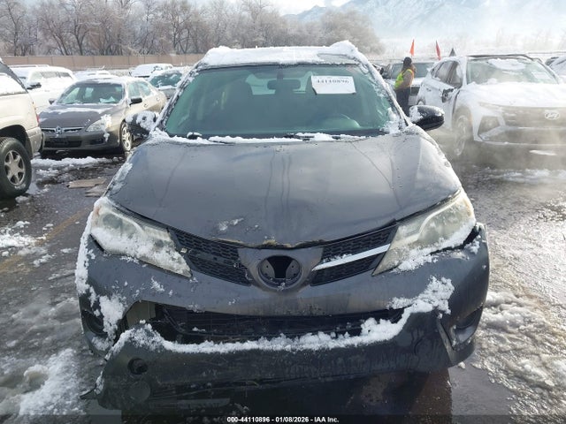 Toyota RAV4 LE 2014 JTMBFREV3EJ008918 Image 12