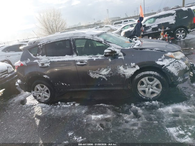 Toyota RAV4 LE 2014 JTMBFREV3EJ008918 Image 13