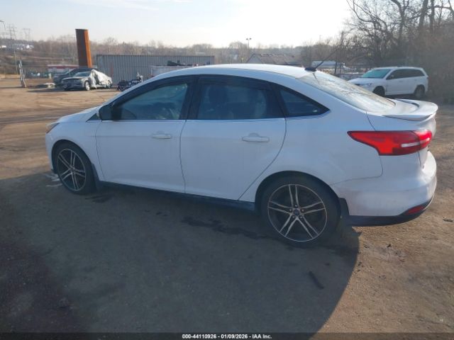 2017 FORD FOCUS 1FADP3FE0HL206971 Photo 2