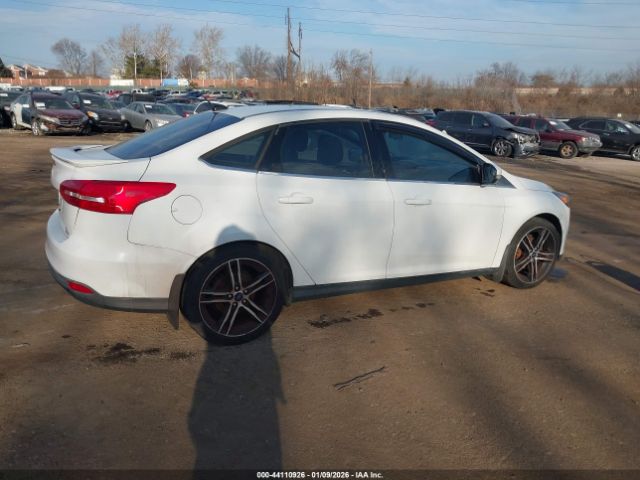 2017 FORD FOCUS 1FADP3FE0HL206971 Photo 3