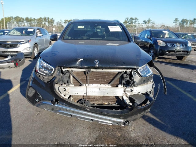 Продаж на аукціоні авто 2020 Mercedes-benz Glc 300, vin: WDC0G8DB9LF715635, номер лоту: 44110932