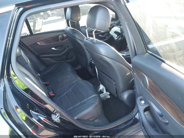 Продаж на аукціоні авто 2020 Mercedes-benz Glc 300, vin: WDC0G8DB9LF715635, номер лоту: 44110932
