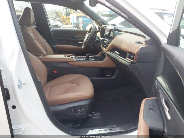 5TDADAB55TS031821 Toyota Grand Highlander Hybrid Max Platinum