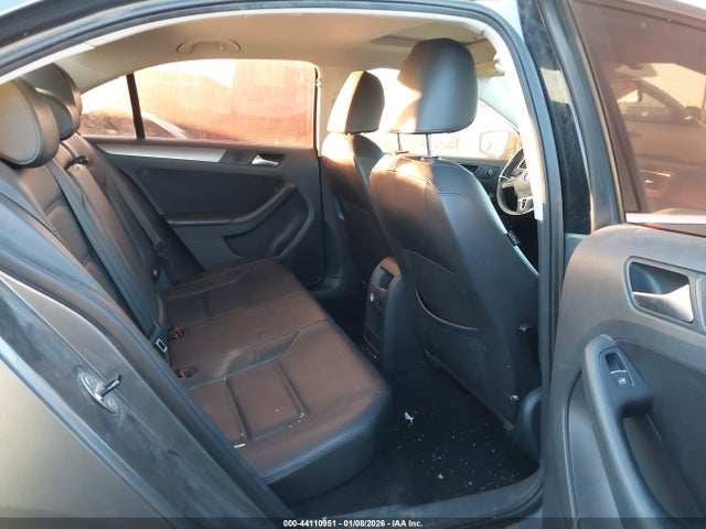 2013 Volkswagen Jetta 2.0l Tdi მანქანა იყიდება აუქციონზე, vin: 3VWLL7AJ3DM290447, აუქციონის ნომერი: 44110951