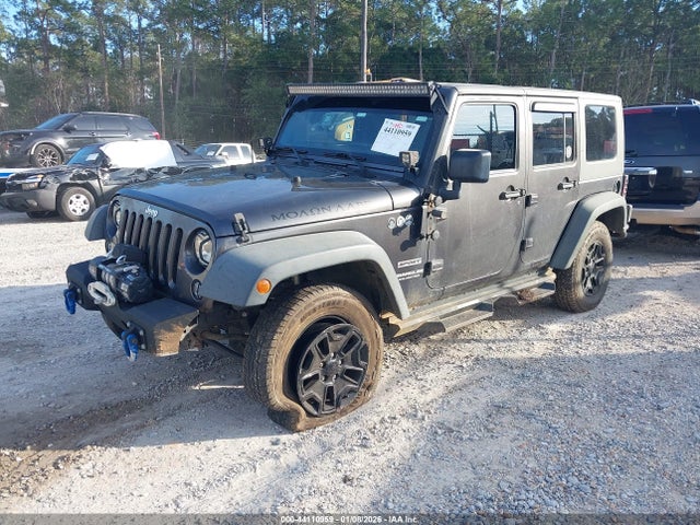 1C4BJWDG5HL717696 Jeep Wrangler Unlimited Sport 4x4
