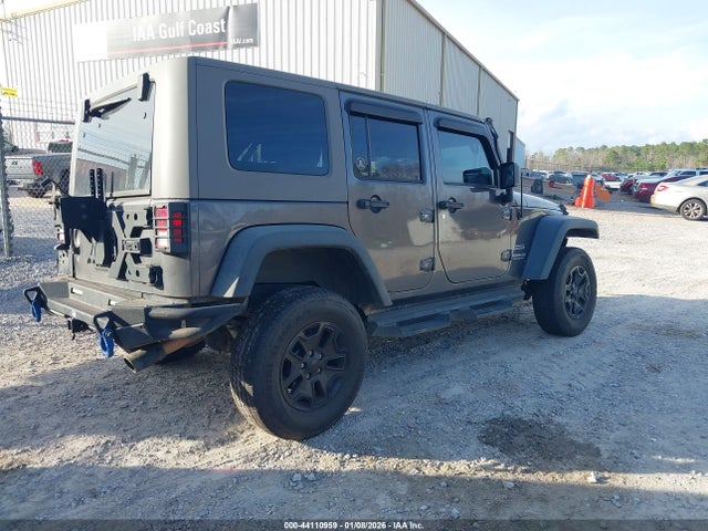 1C4BJWDG5HL717696 Jeep Wrangler Unlimited Sport 4x4