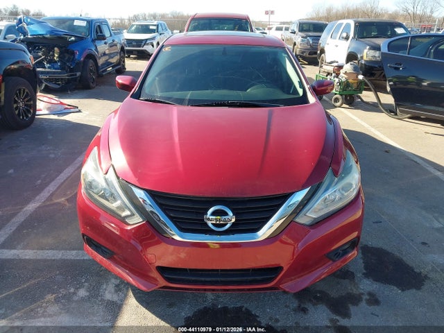2018 Nissan Altima 2.5 Sr მანქანა იყიდება აუქციონზე, vin: 1N4AL3AP0JC139303, აუქციონის ნომერი: 44110979
