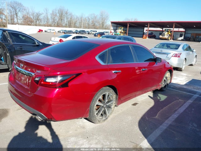 2018 Nissan Altima 2.5 Sr მანქანა იყიდება აუქციონზე, vin: 1N4AL3AP0JC139303, აუქციონის ნომერი: 44110979
