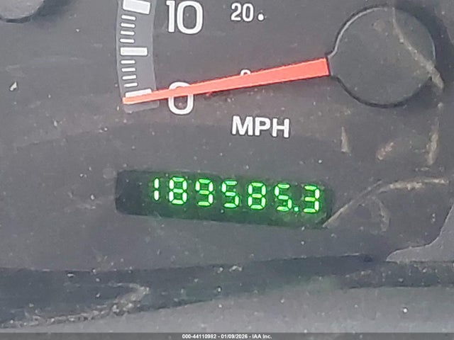 Продажа на аукционе авто 2002 Ford F-150 Lariat/xlt, vin: 1FTRW08L42KA95741, номер лота: 44110982