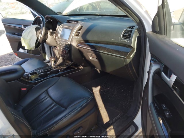 5XYKWDA7XFG591547 KIA Sorento Limited V6