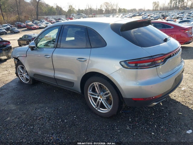 2019 PORSCHE MACAN WP1AA2A5XKLB01716 Photo 2