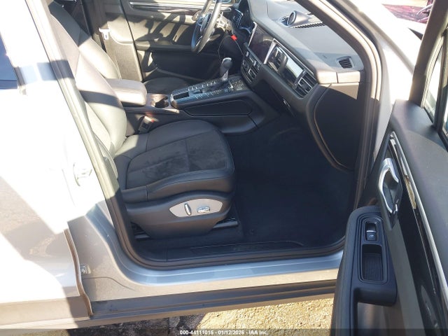 2019 PORSCHE MACAN WP1AA2A5XKLB01716 Photo 4