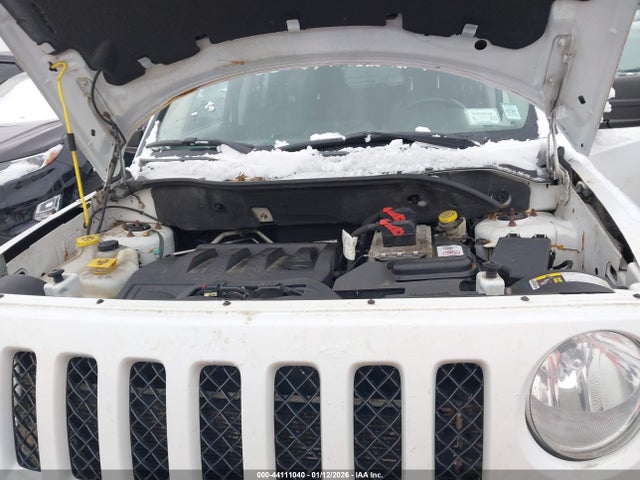 44111040 :رقم المزاد ، 1C4NJRFB3GD619534 vin ، 2016 Jeep Patriot High Altitude Edition مزاد بيع