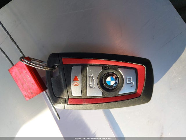 WBA8D9G36HNU66037 BMW 330i Xdrive