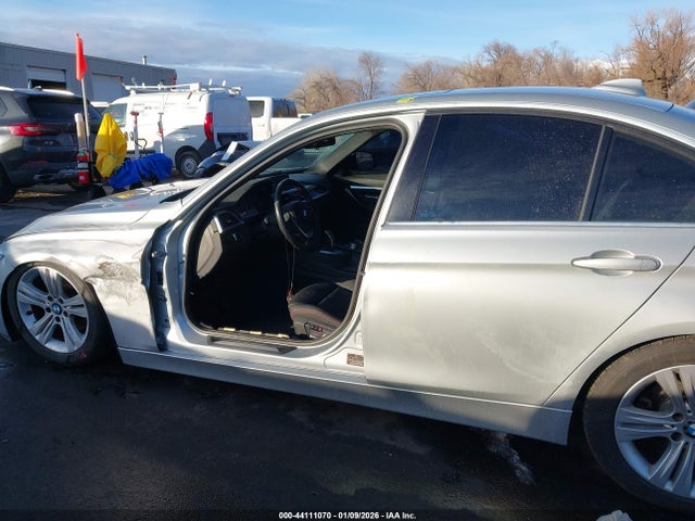 WBA8D9G36HNU66037 BMW 330i Xdrive