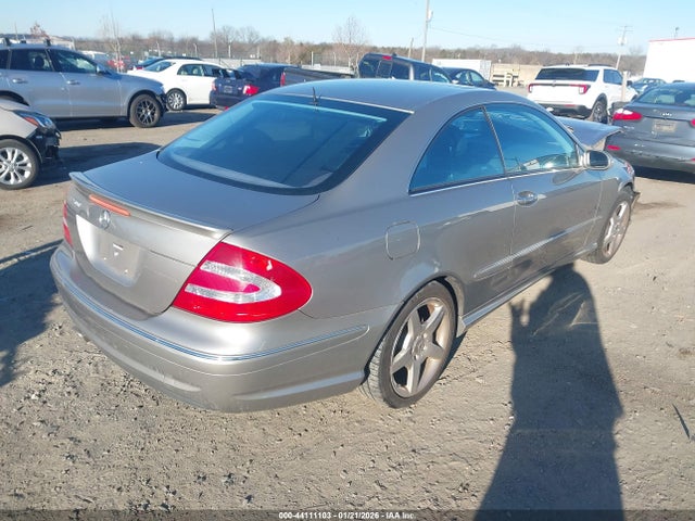 2005 MERCEDES-BENZ CLK 500 WDBTJ75J25F122074 Photo 3