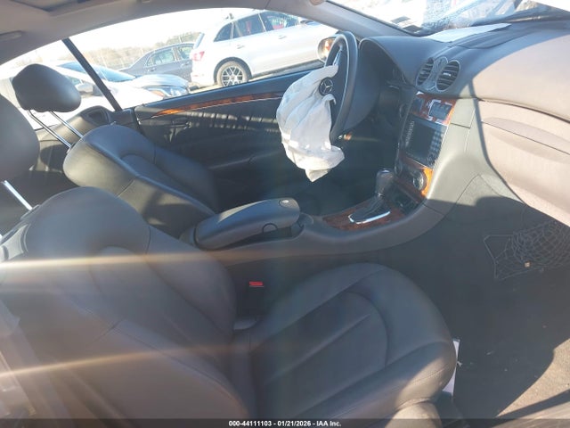 2005 MERCEDES-BENZ CLK 500 WDBTJ75J25F122074 Photo 4