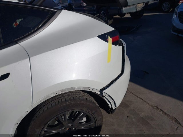 Aukcja sprzedaży 2025 Tesla Model Y Long Range Dual Motor All-wheel Drive, vin: 7SAYGAEEXSF306378, numer aukcji: 44111131