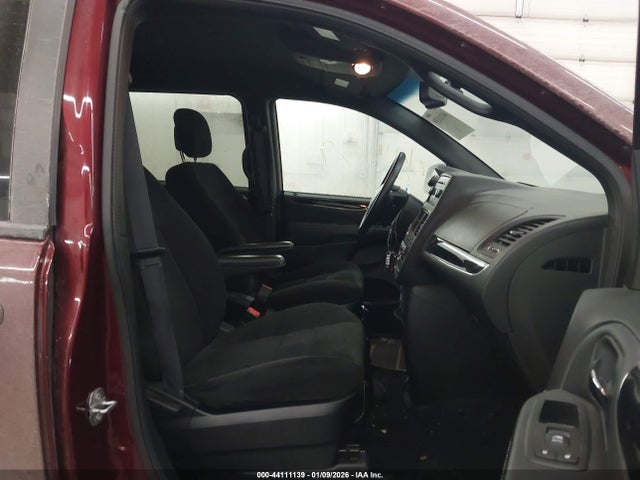 2C4RDGBG4HR563357 Dodge Grand Caravan Se Plus