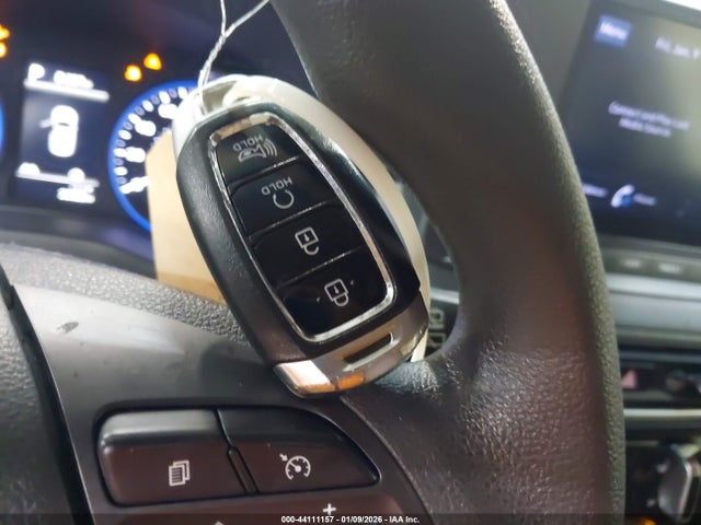 Продажа на аукционе авто 2022 Hyundai Kona Sel, vin: KM8K6CAB5NU875949, номер лота: 44111157