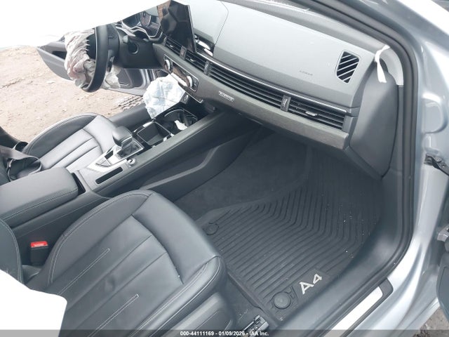 Продаж на аукціоні авто 2021 Audi A4 Premium 40 Tfsi Quattro S Tronic, vin: WAUABAF42MA086195, номер лоту: 44111169