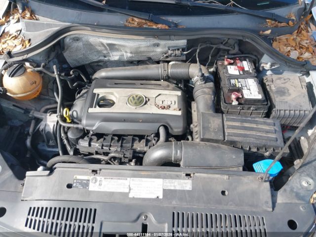 2017 VOLKSWAGEN TIGUAN WVGAV7AX3HK004680 Photo 9