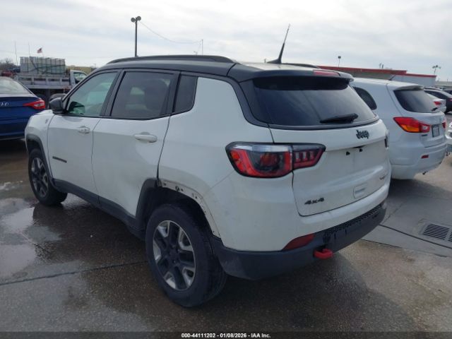 2018 JEEP COMPASS 3C4NJDDB2JT451635 Photo 2