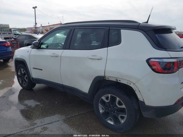 2018 JEEP COMPASS 3C4NJDDB2JT451635 Photo 5