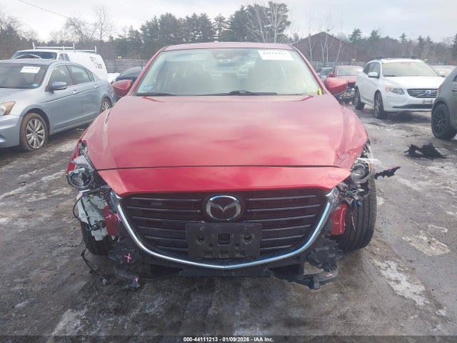 3MZBN1W3XJM216242 Mazda Mazda3 Grand Touring