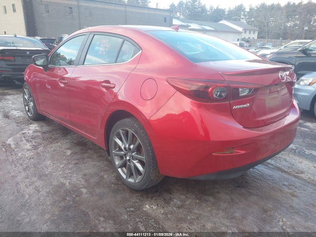3MZBN1W3XJM216242 Mazda Mazda3 Grand Touring