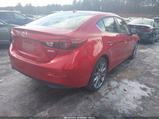 3MZBN1W3XJM216242 Mazda Mazda3 Grand Touring