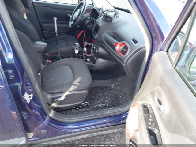 Jeep Renegade Trailhawk 2016 ZACCJBCT8GPC91105 Image 5