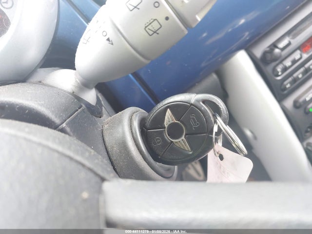 2005 MINI COOPER S WMWRE33545TD99695 Photo 10