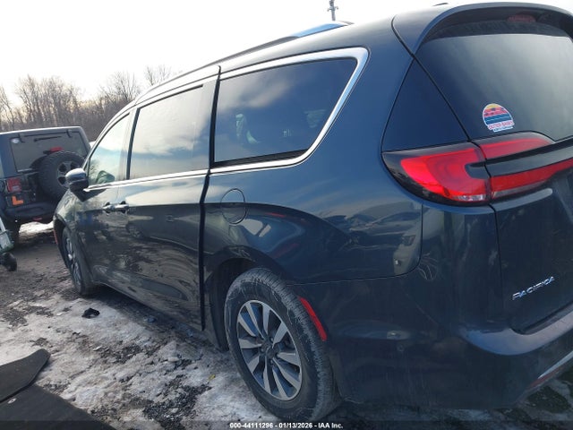 2021 Chrysler Pacifica Hybrid Touring L მანქანა იყიდება აუქციონზე, vin: 2C4RC1L7XMR594184, აუქციონის ნომერი: 44111296