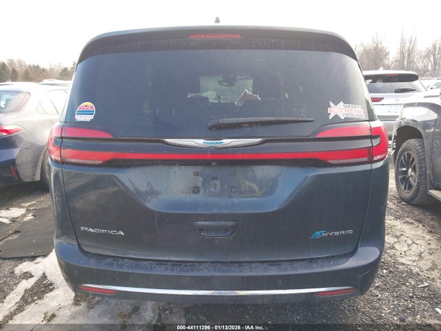 2021 Chrysler Pacifica Hybrid Touring L მანქანა იყიდება აუქციონზე, vin: 2C4RC1L7XMR594184, აუქციონის ნომერი: 44111296