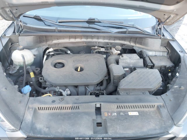 2018 HYUNDAI TUCSON KM8J2CA42JU757070 Photo 9