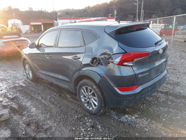 2018 HYUNDAI TUCSON KM8J2CA42JU757070 Photo 2