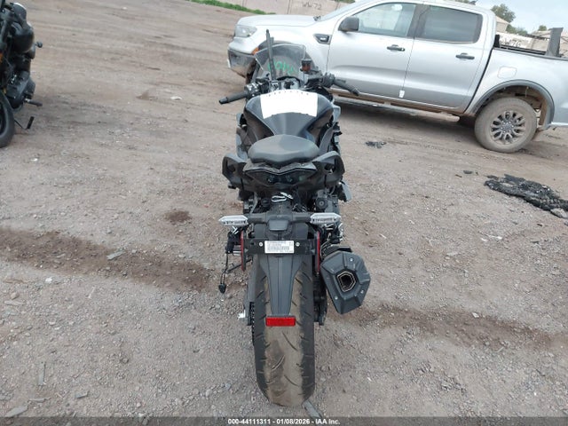 JKAZXBH11SA001399 Kawasaki Zx1100 H