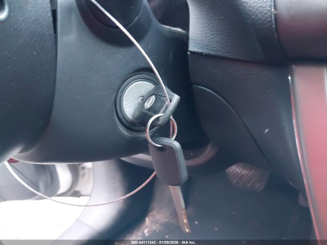 44111342 :رقم المزاد ، 3N1AB7AP5EY227073 vin ، 2014 Nissan Sentra S مزاد بيع