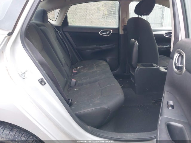 44111342 :رقم المزاد ، 3N1AB7AP5EY227073 vin ، 2014 Nissan Sentra S مزاد بيع