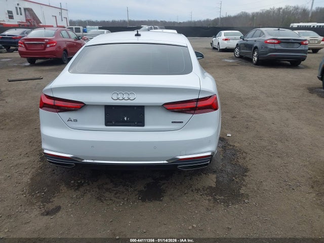 Aukcja sprzedaży 2024 Audi A5 Sportback Premium 45 Tfsi S Line Quattro S Tronic, vin: WAUDACF58RA116635, numer aukcji: 44111356