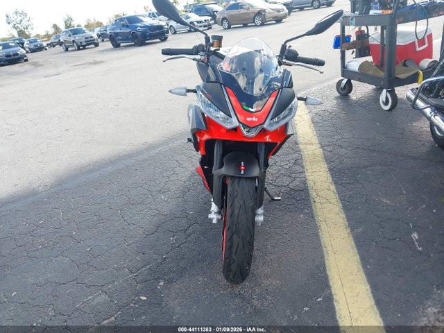 2021 APRILIA TUONO ZD4KSUE06MS000828 Photo 4