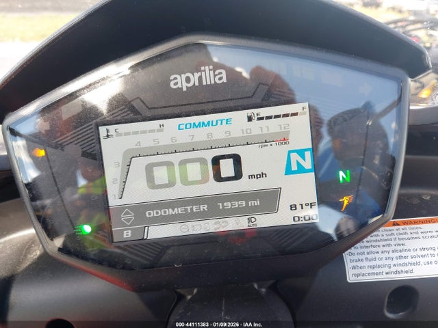 2021 APRILIA TUONO ZD4KSUE06MS000828 Photo 6