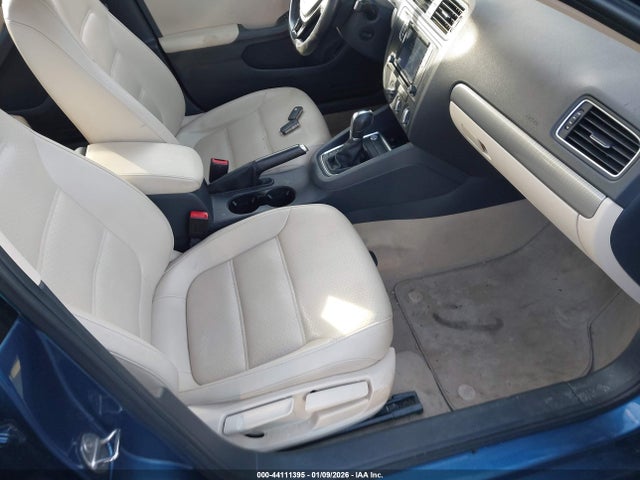 3VWD67AJ8GM231894 Volkswagen Jetta 1.4t Se