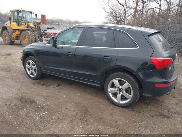 2011 AUDI Q5 WA1DKAFP0BA101228 Photo 2